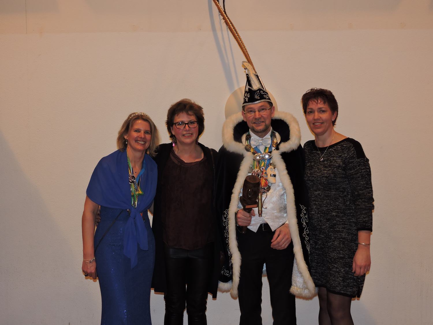 2016-2017.29.GalazanikaovendPompers