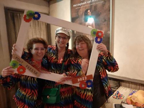 6cdc107b-caf7-4816-ba87-4e56a9902842