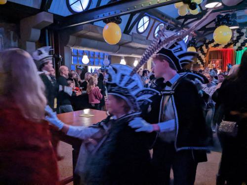 PXL 20221112 180844036.MP 