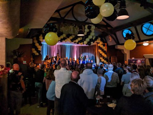 PXL 20221112 183350789.MP 