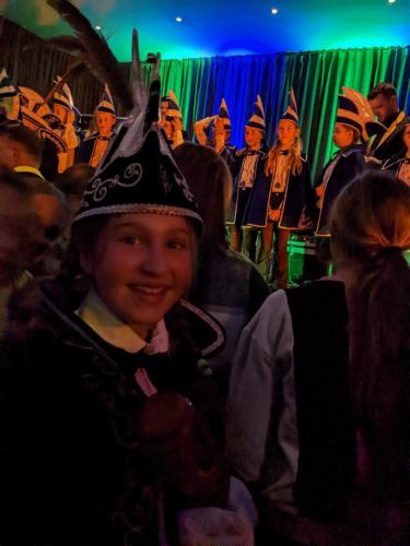 PXL 20221112 184749922