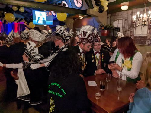 PXL 20221112 185212552.MP 