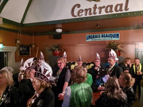 PXL 20221112 191349249.MP 