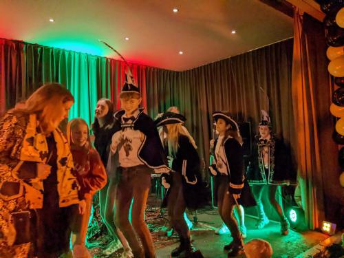 PXL 20221112 191908694.MP 