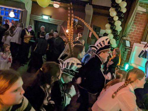 PXL 20221112 193146340.MP 